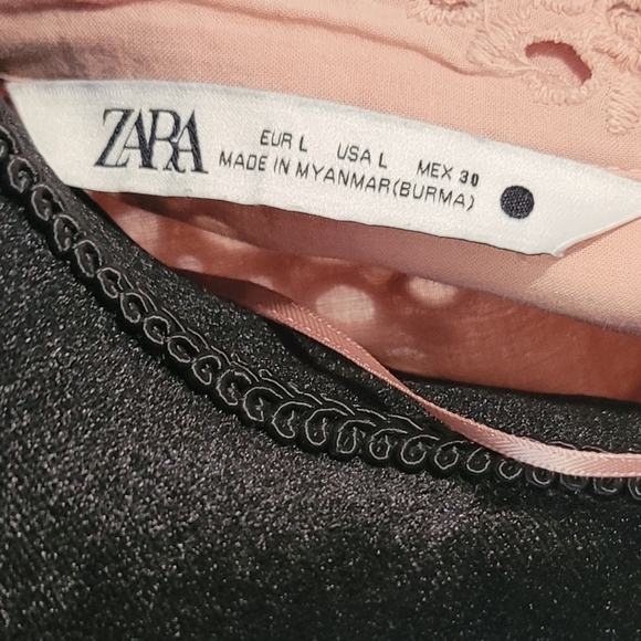 Zara Light Pink Button-Down Shirt with Cut-Out Design - Picture 3 of 3